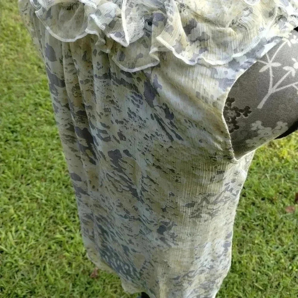 Adiva Blouse Ruffles - Picture 4 of 7